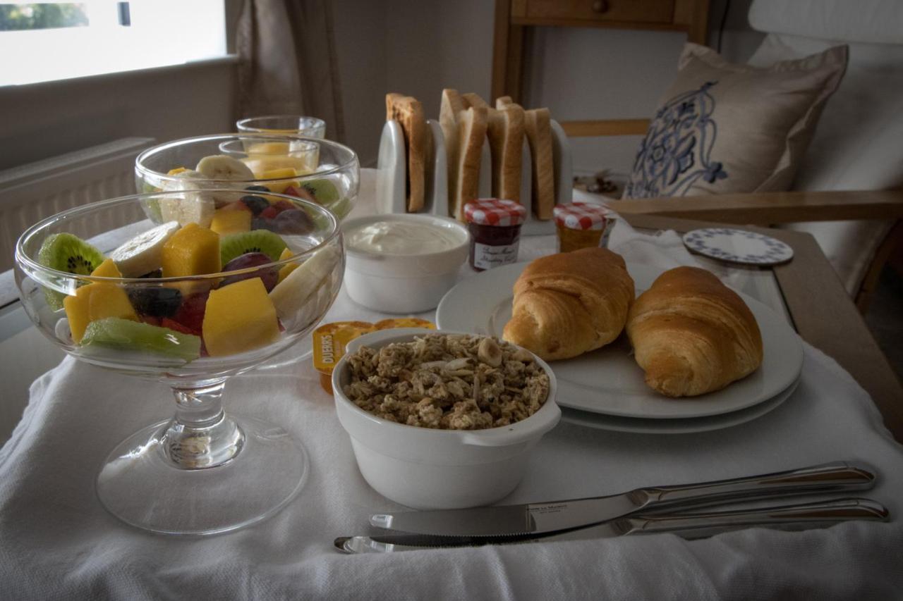 Matlock House Bed & Breakfast Hawkinge Eksteriør bilde